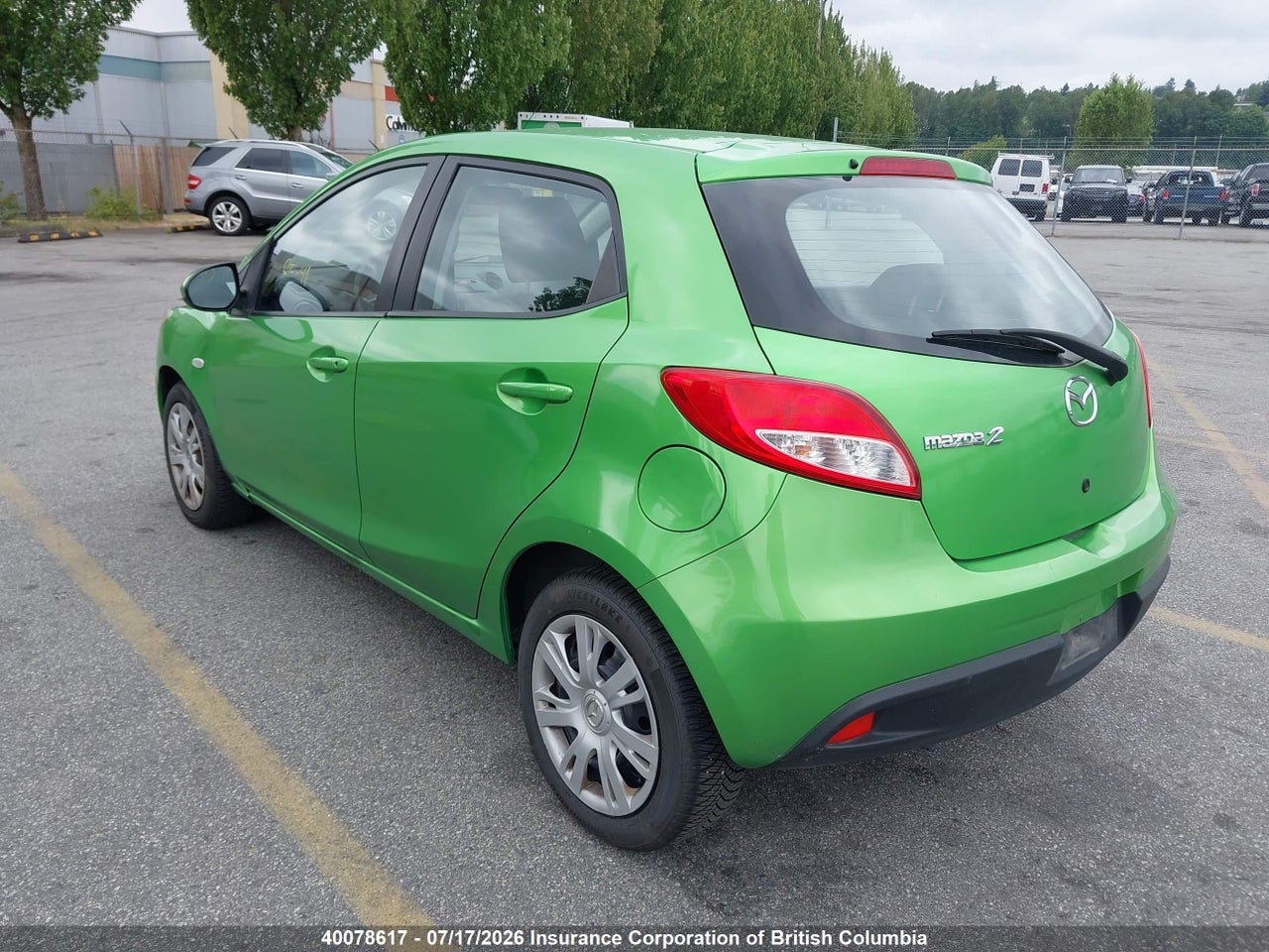 2013 MAZDA MAZDA2 thumbnail 4