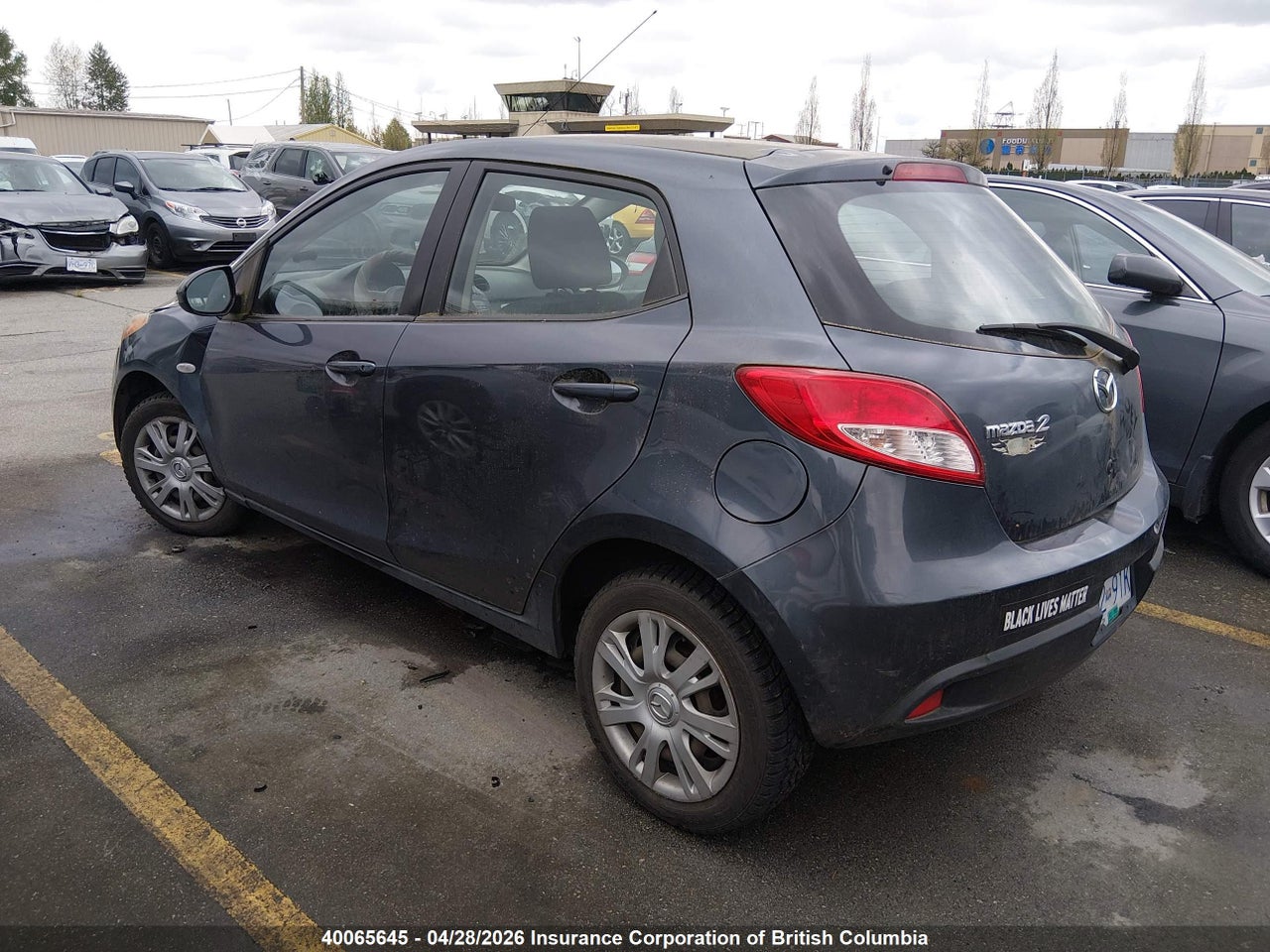 2011 MAZDA MAZDA2 thumbnail 4