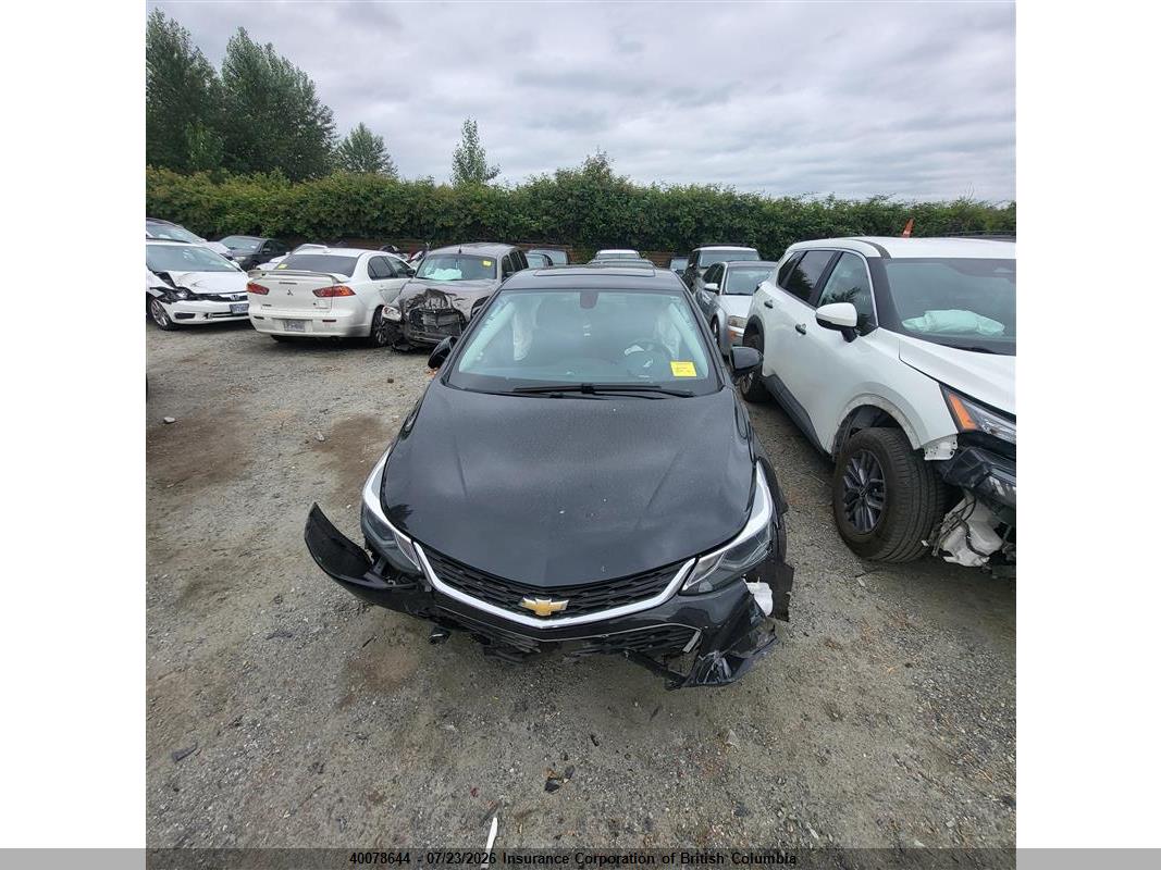 2018 CHEVROLET CRUZE thumbnail 3