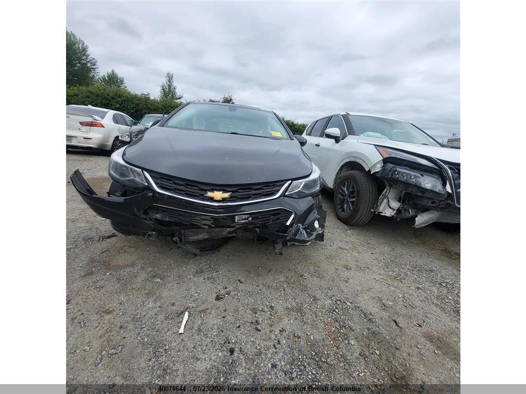 2018 CHEVROLET CRUZE thumbnail 4