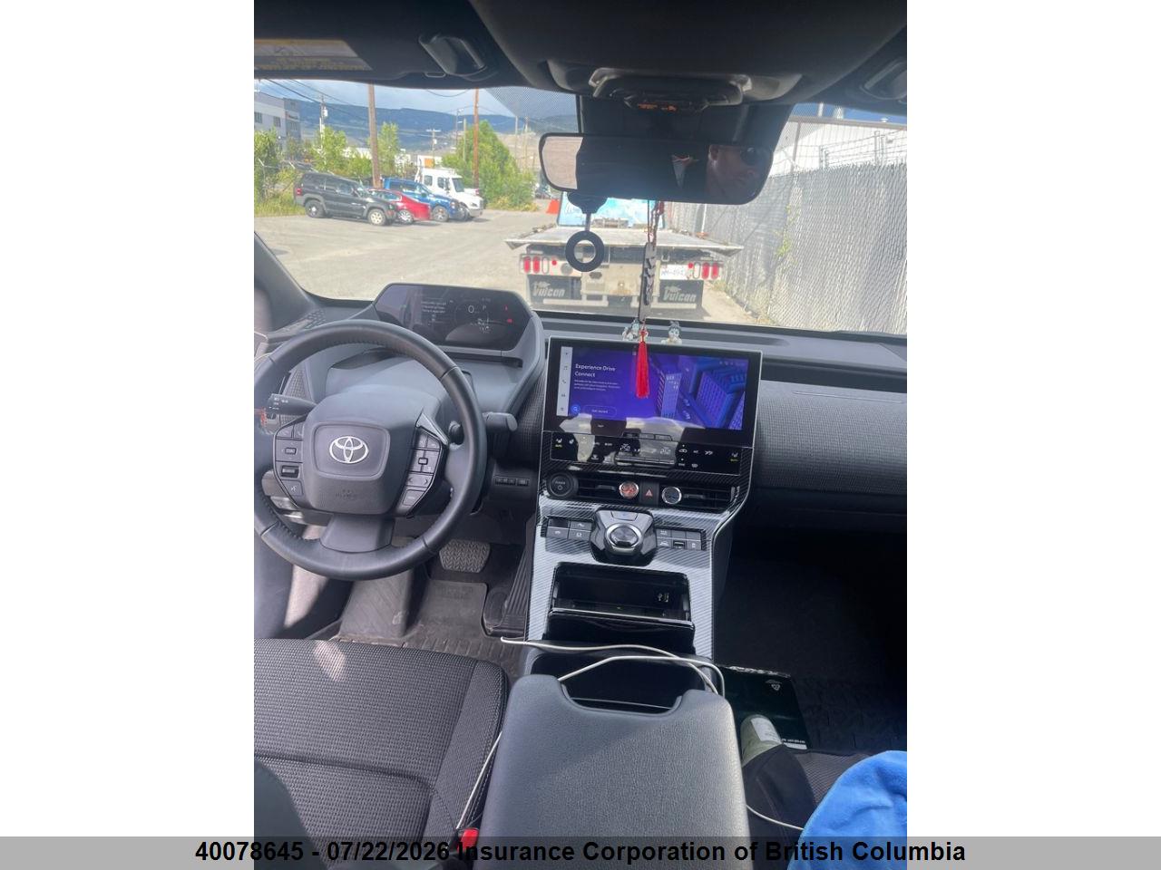2024 TOYOTA BZ4X thumbnail 6
