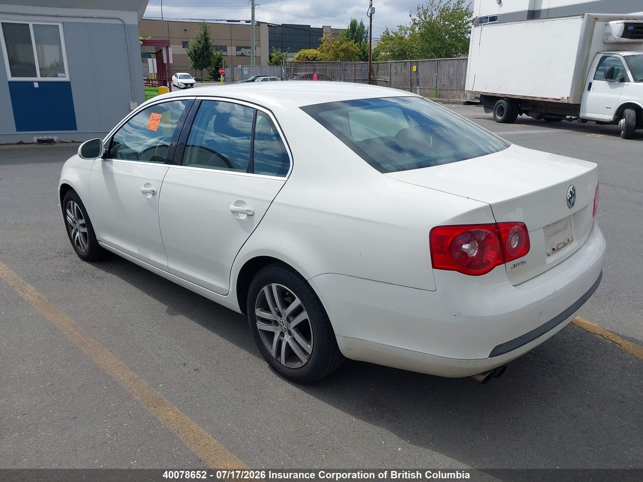2006 VOLKSWAGEN JETTA thumbnail 4