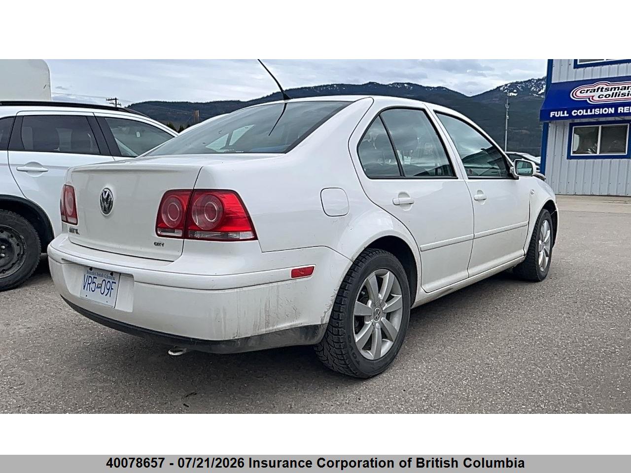 2009 VOLKSWAGEN JETTA thumbnail 5