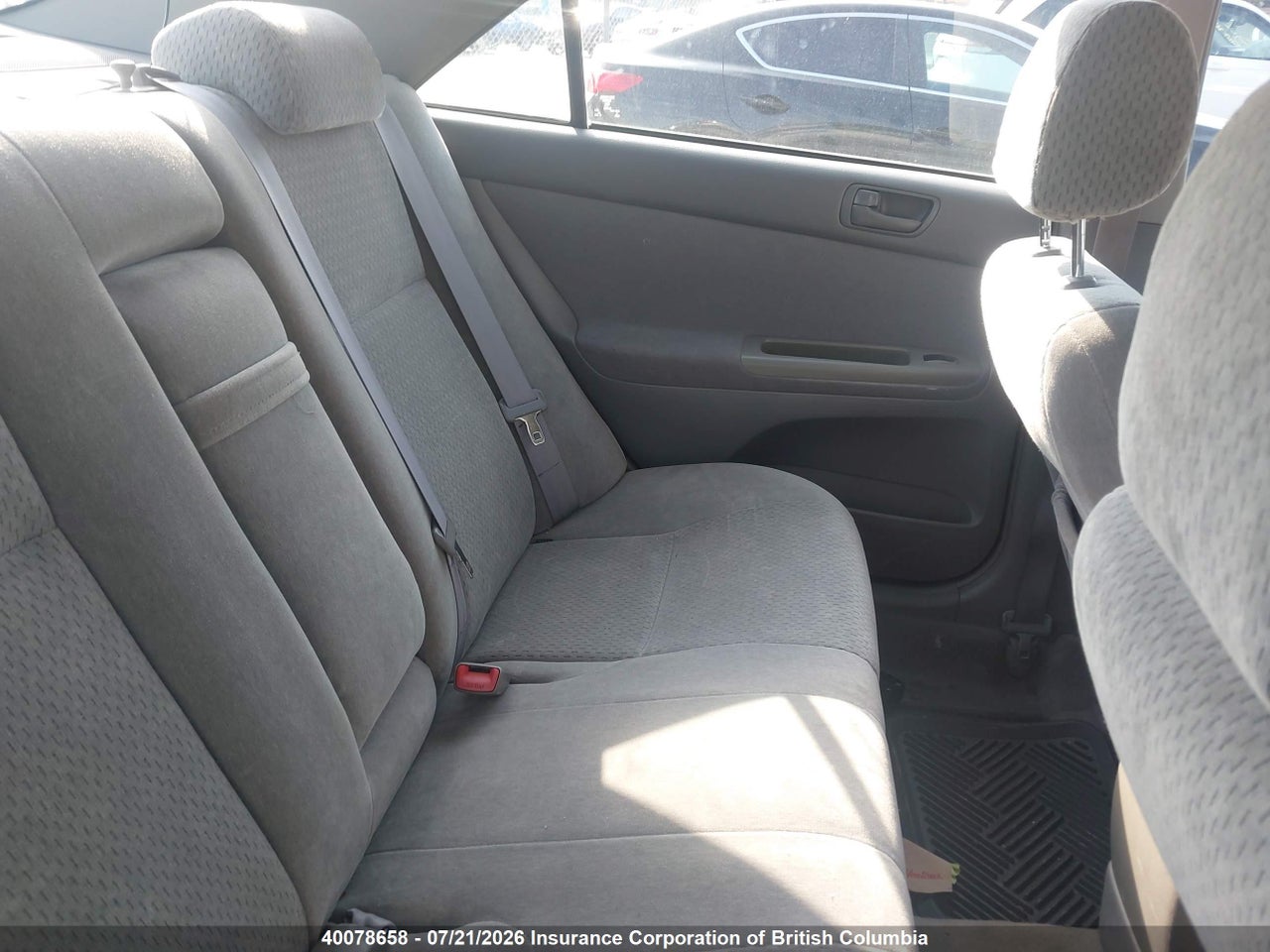2004 TOYOTA CAMRY thumbnail 9