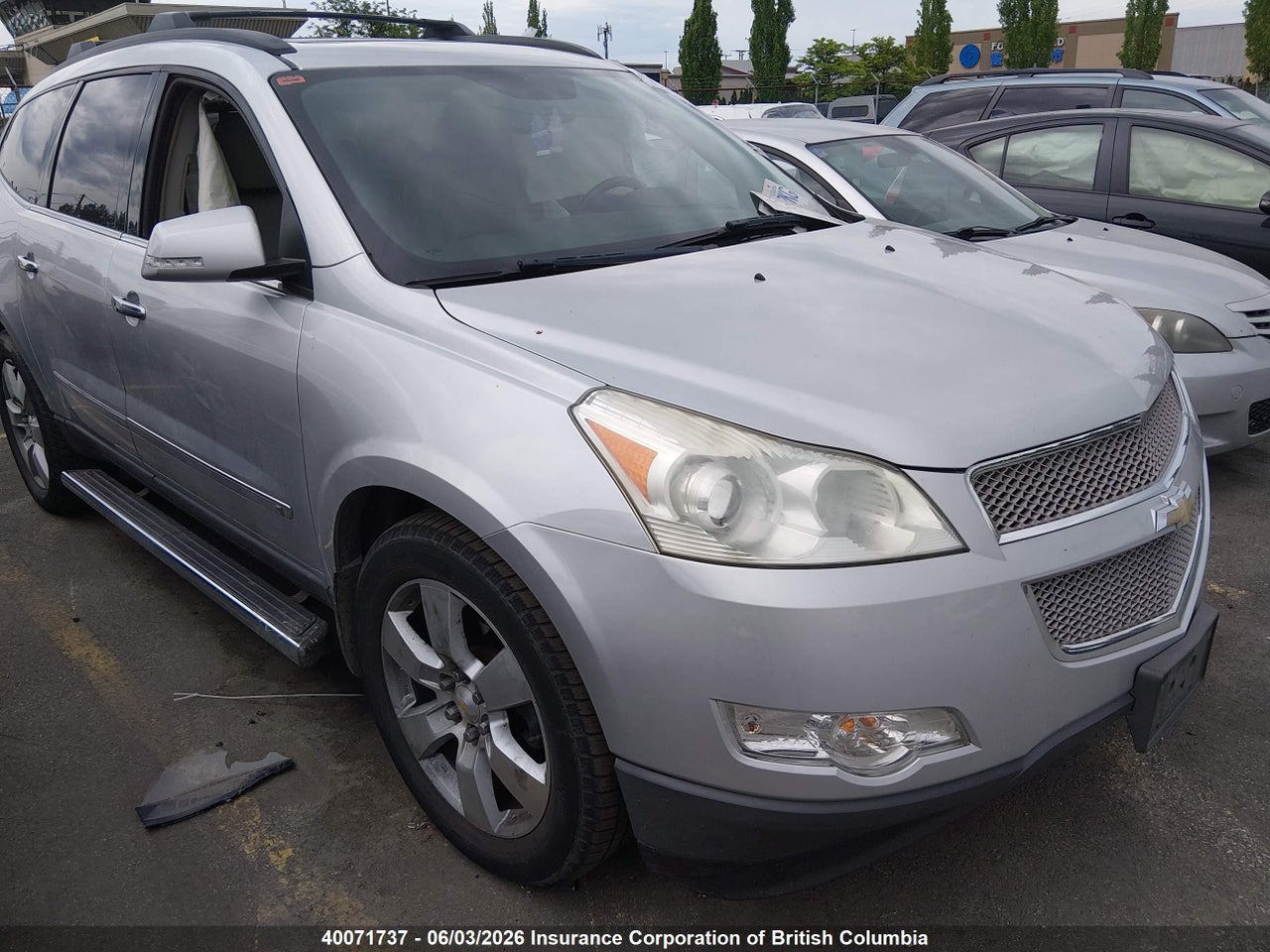 2009 CHEVROLET TRAVERSE LTZ thumbnail 2