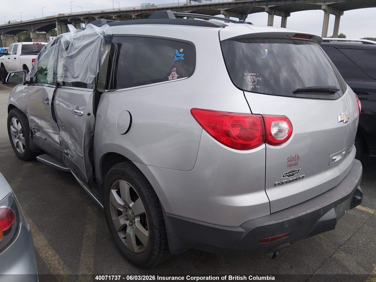 2009 CHEVROLET TRAVERSE LTZ thumbnail 4