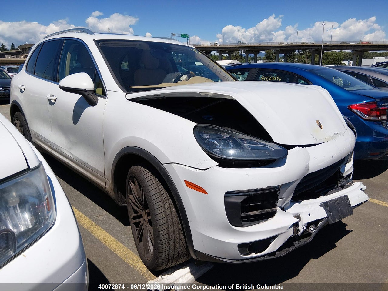2015 PORSCHE CAYENNE S thumbnail 2