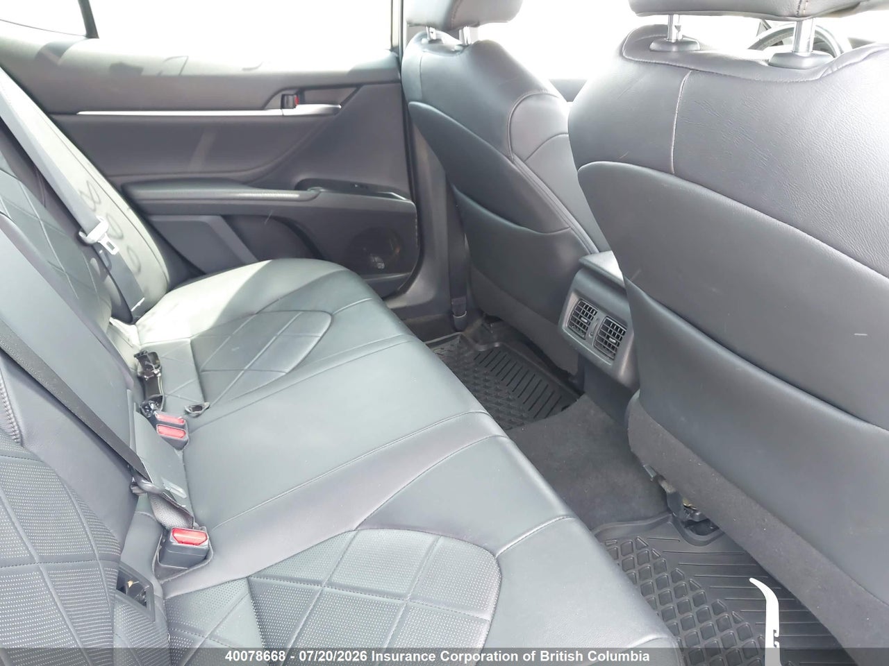2018 TOYOTA CAMRY thumbnail 9