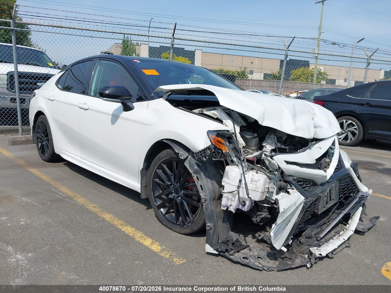 2022 TOYOTA CAMRY thumbnail 2