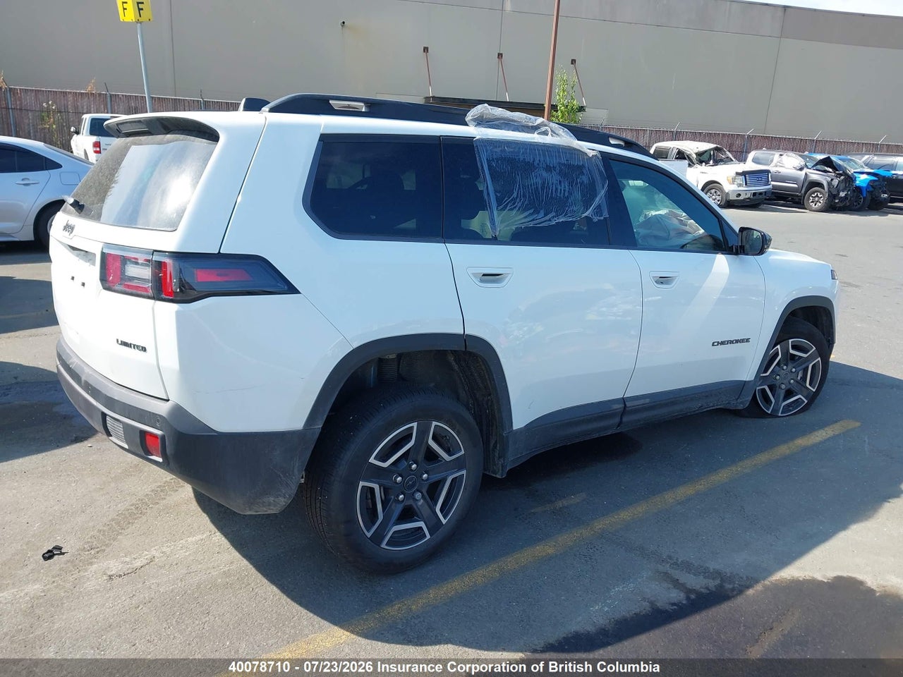 2026 JEEP CHEROKEE LIMITED thumbnail 5