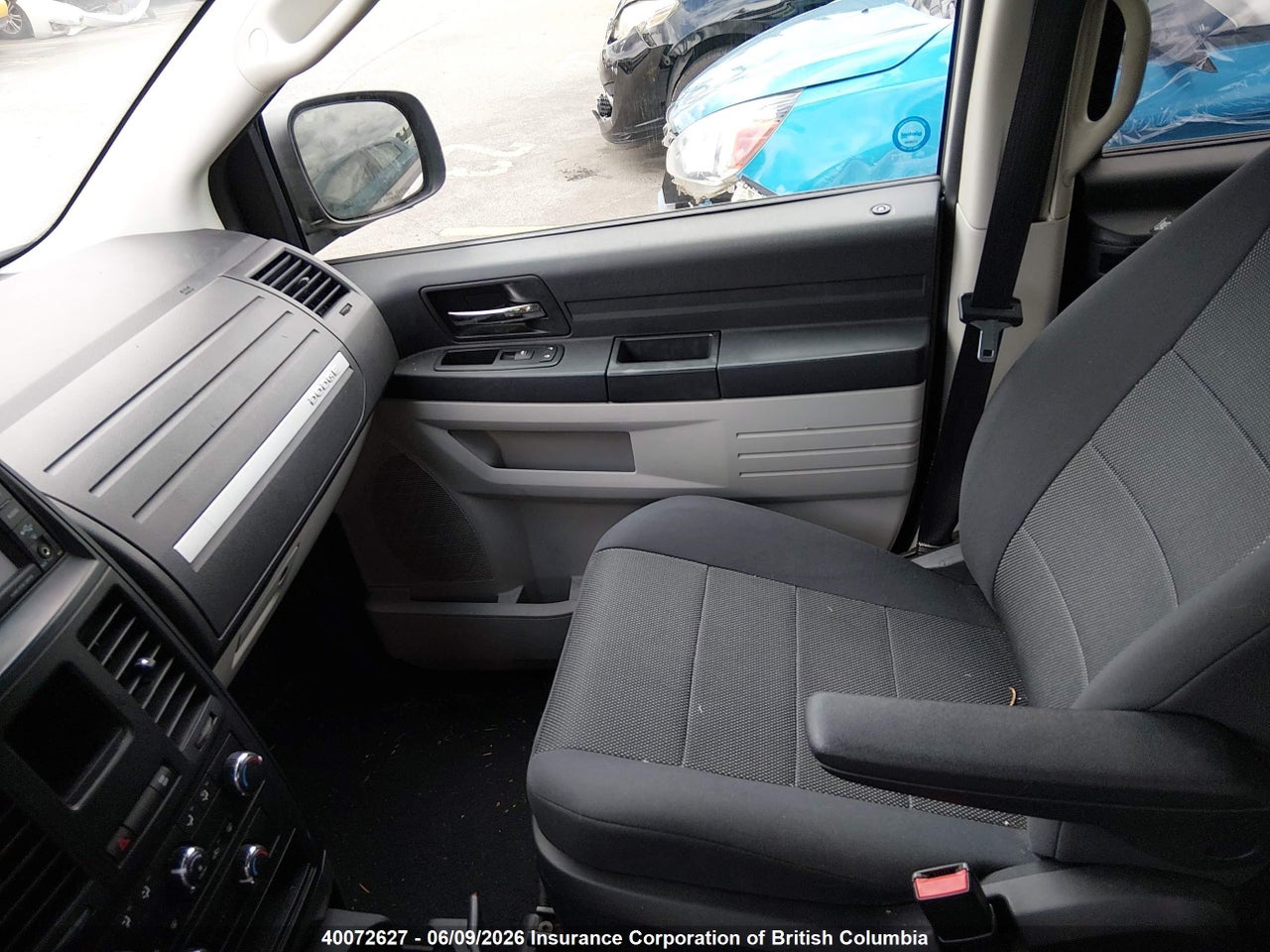 2008 DODGE GRAND CARAVAN SXT thumbnail 6