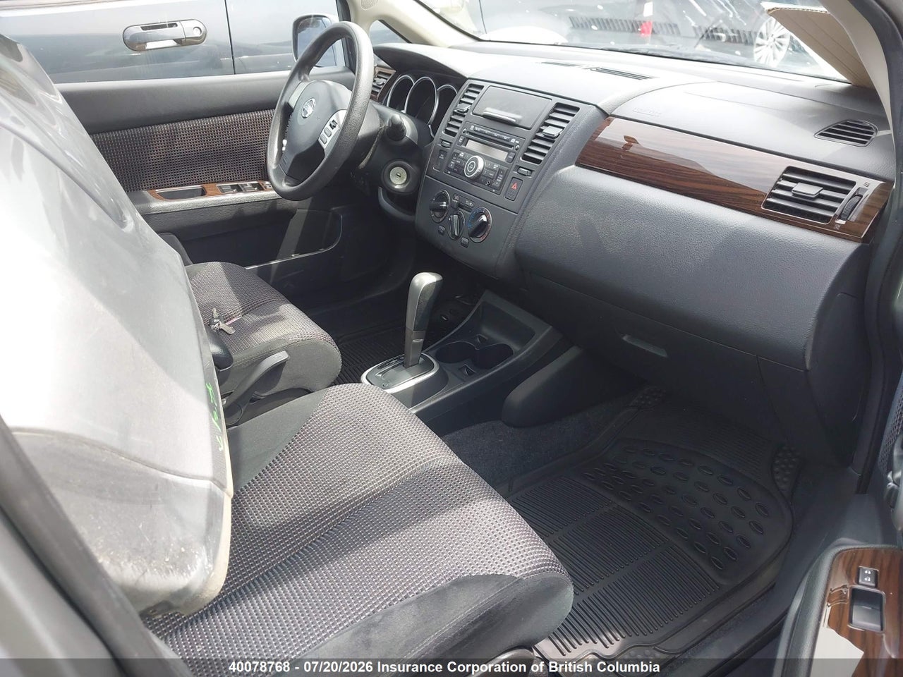 2012 NISSAN VERSA thumbnail 6