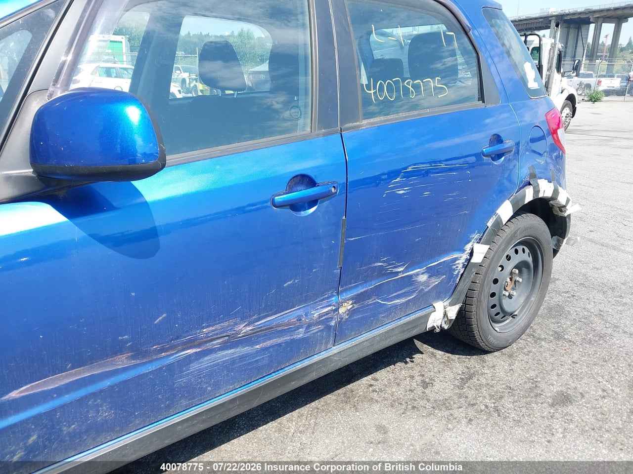 2012 SUZUKI SX4 thumbnail 7