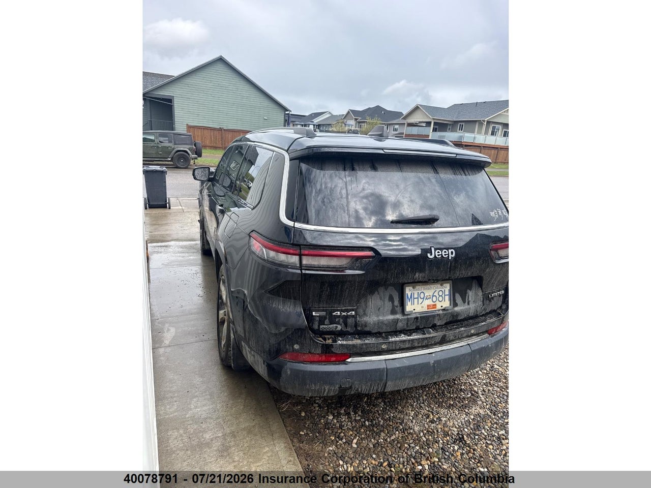 2021 JEEP GRAND CHEROKEE L LIMITED thumbnail 4