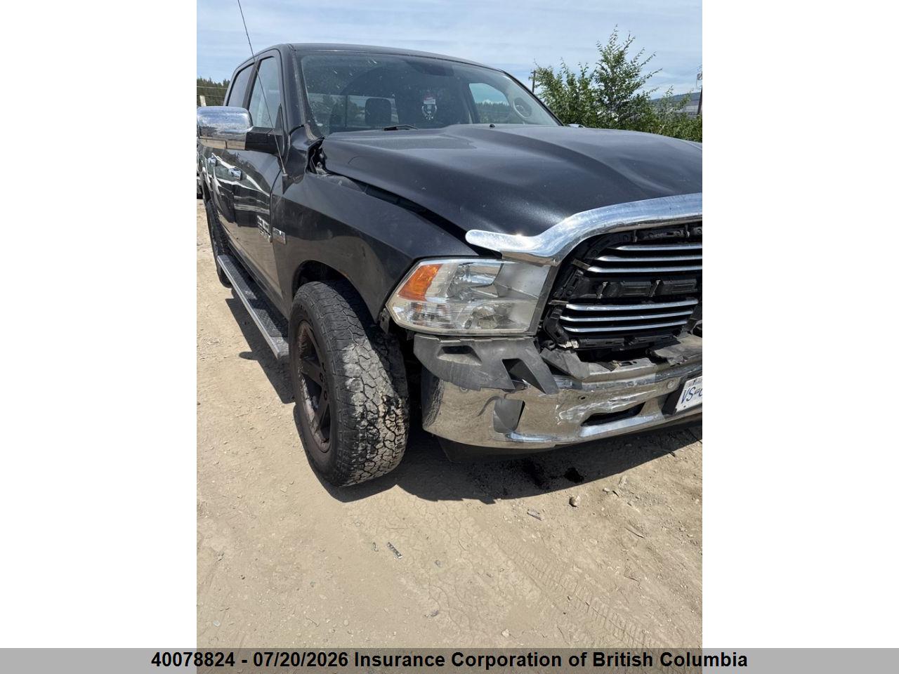 2017 RAM 1500 SLT thumbnail 2