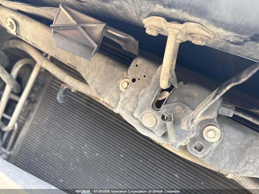 2017 RAM 1500 SLT thumbnail 8