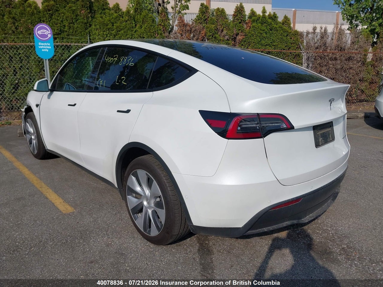 2022 TESLA MODEL Y thumbnail 4