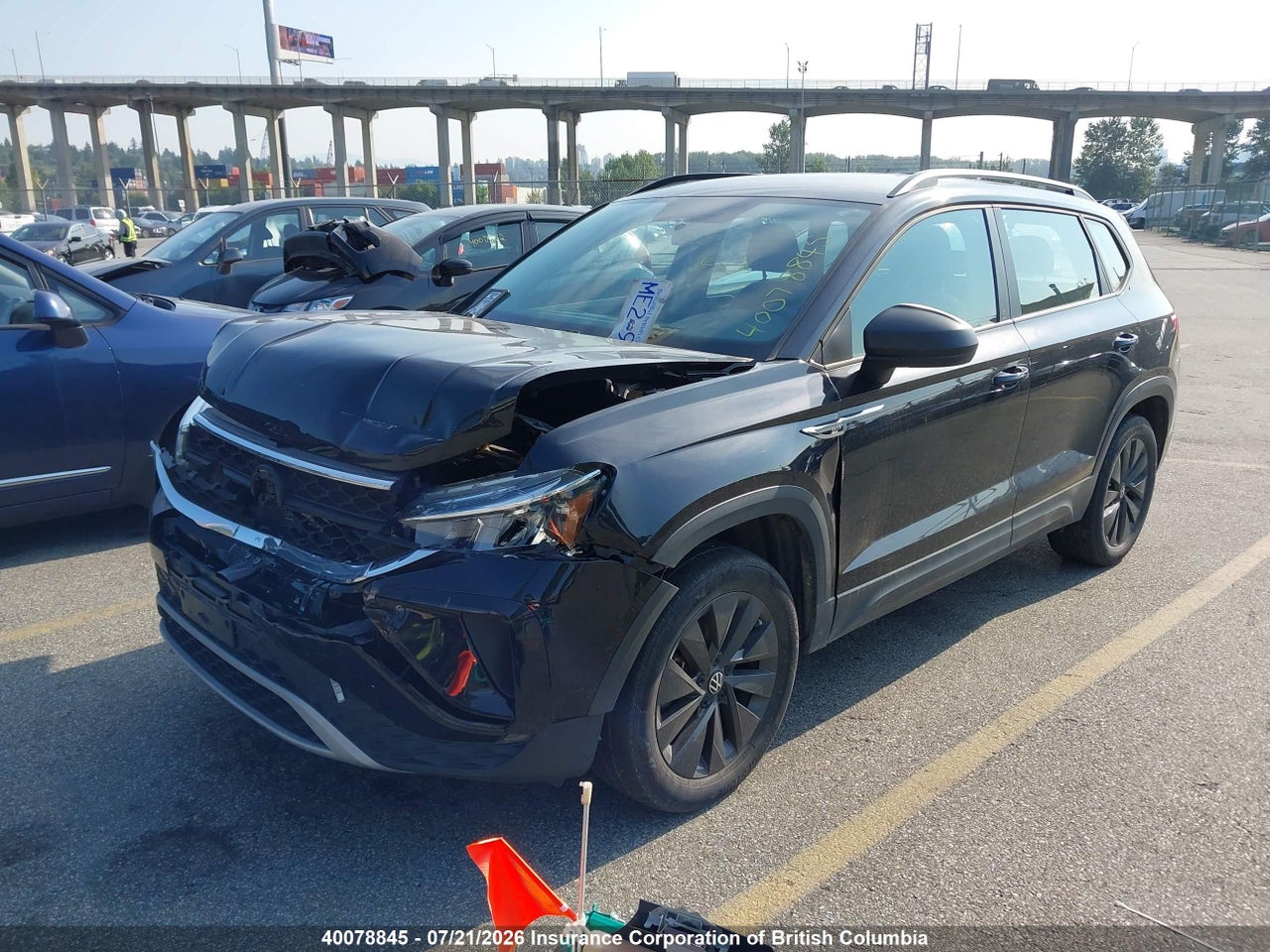 2022 VOLKSWAGEN TAOS thumbnail 3