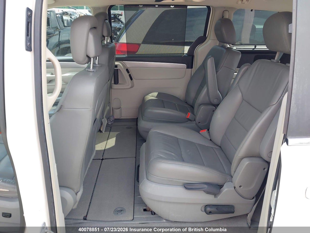 2011 VOLKSWAGEN ROUTAN SEL thumbnail 9
