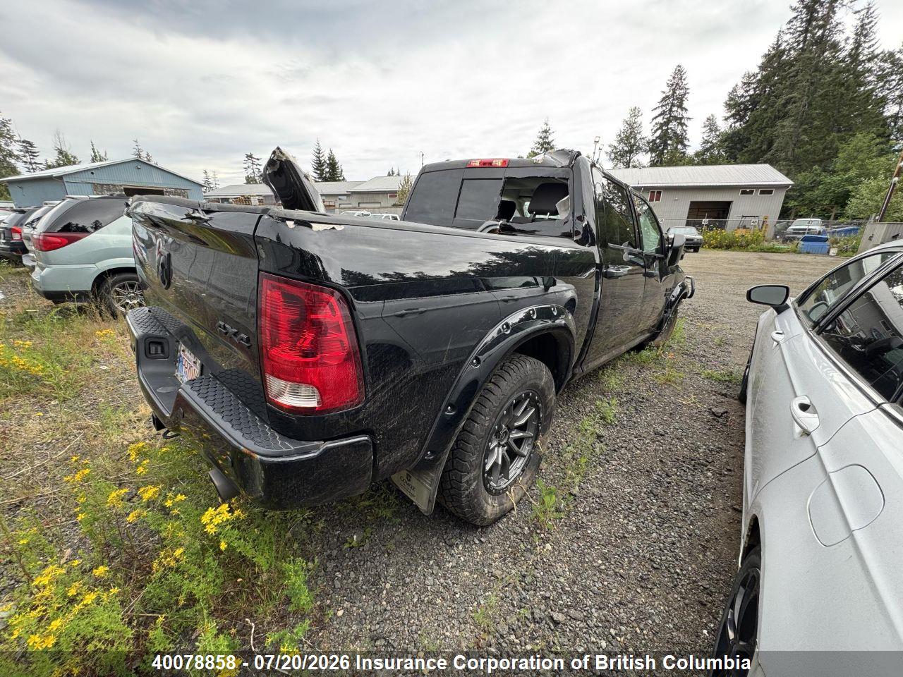 2022 RAM 1500 CLASSIC SLT thumbnail 5
