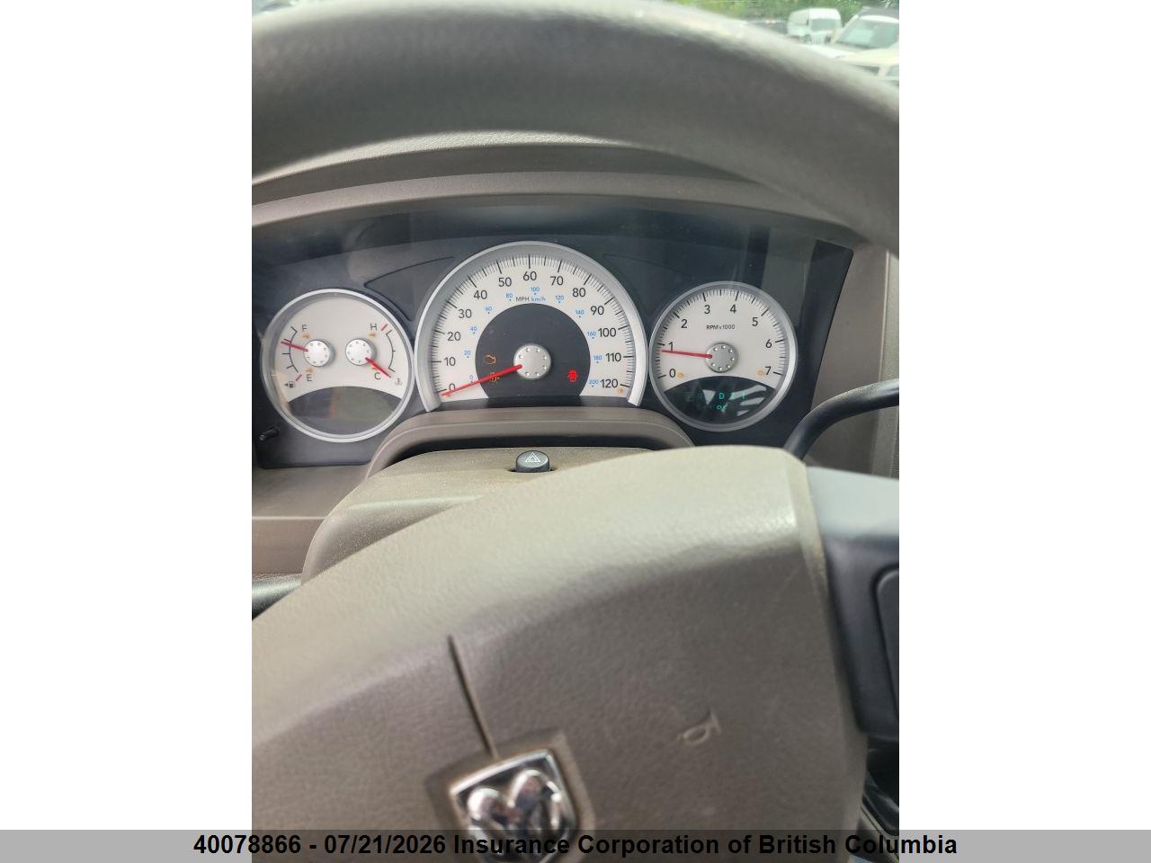 2005 DODGE DAKOTA QUAD SLT thumbnail 11