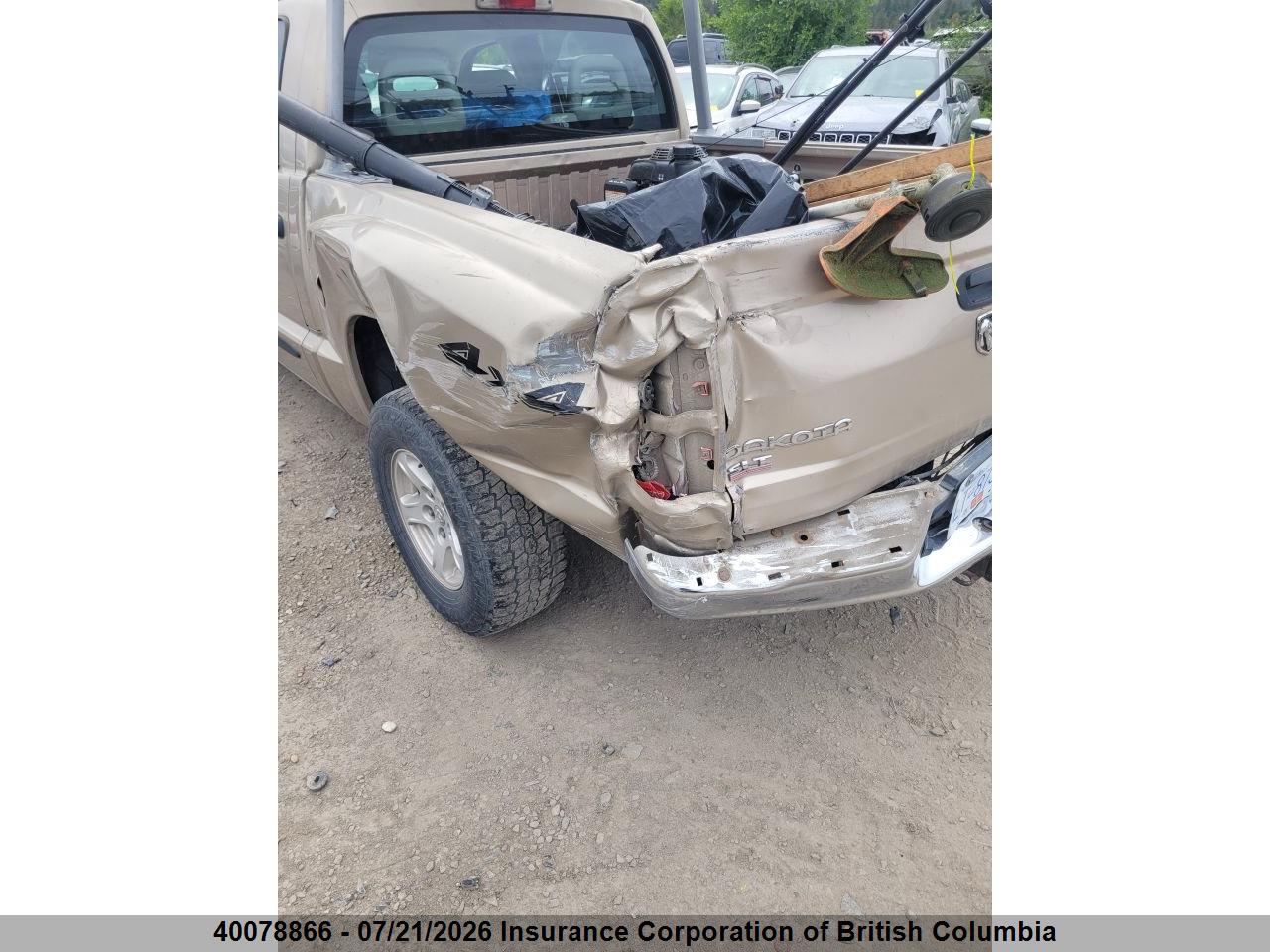 2005 DODGE DAKOTA QUAD SLT thumbnail 4