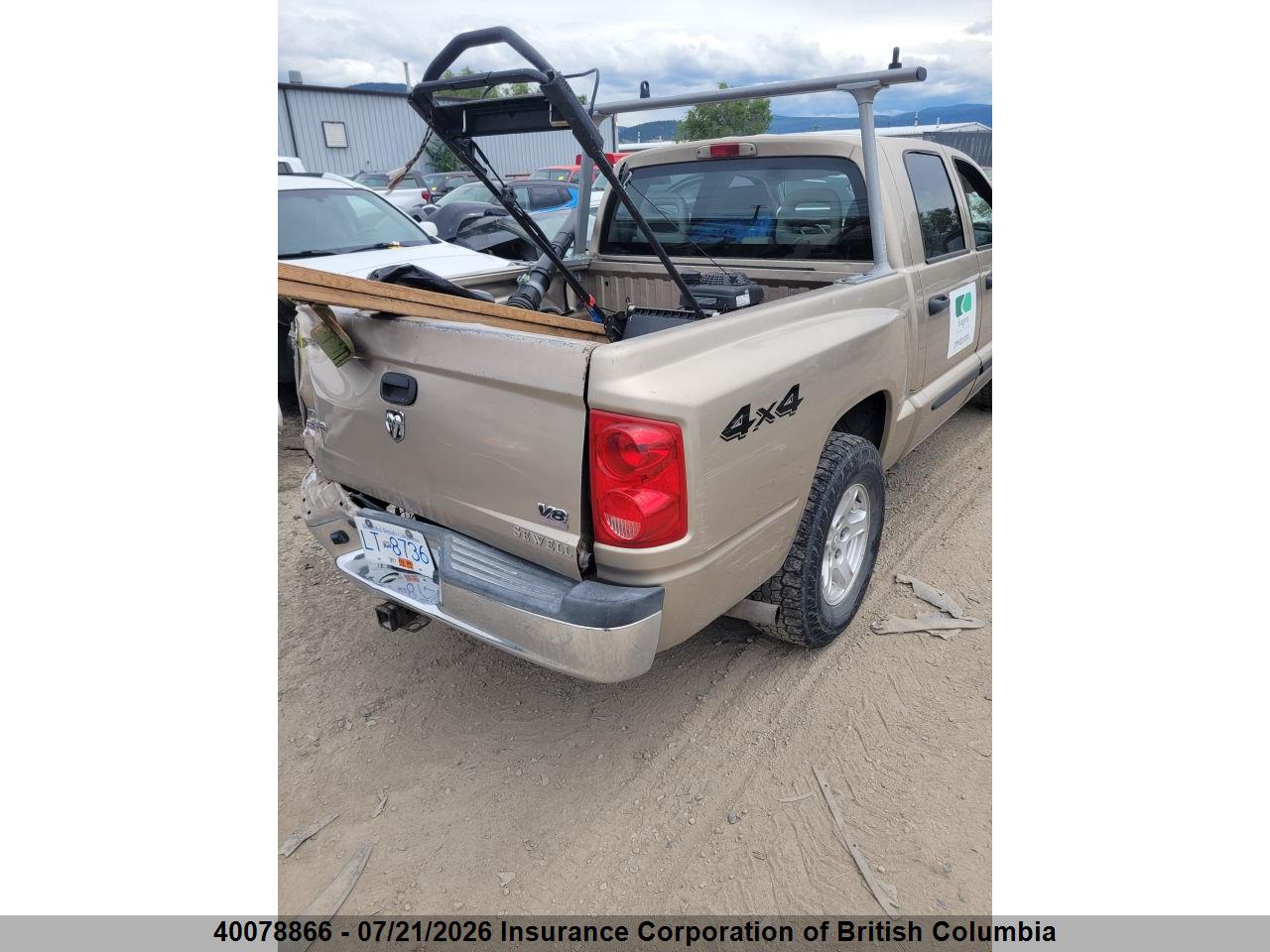 2005 DODGE DAKOTA QUAD SLT thumbnail 5