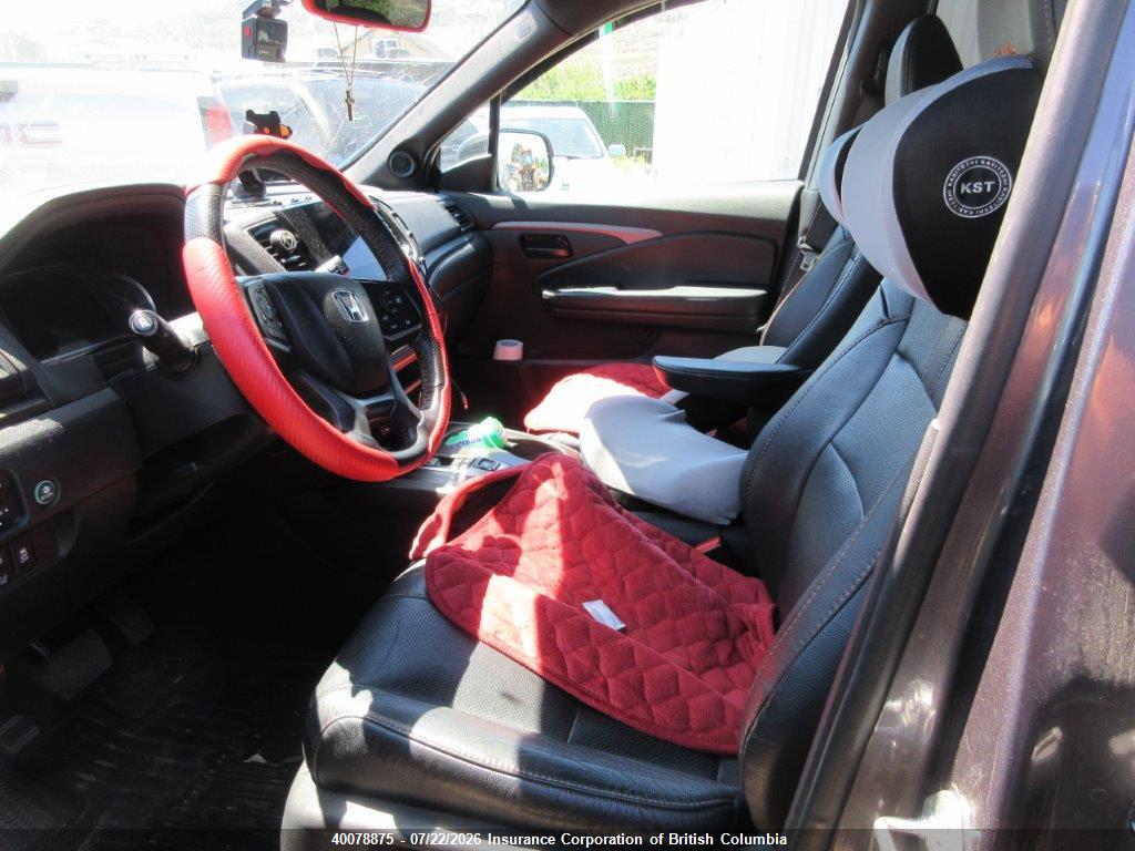 2022 HONDA PILOT thumbnail 8