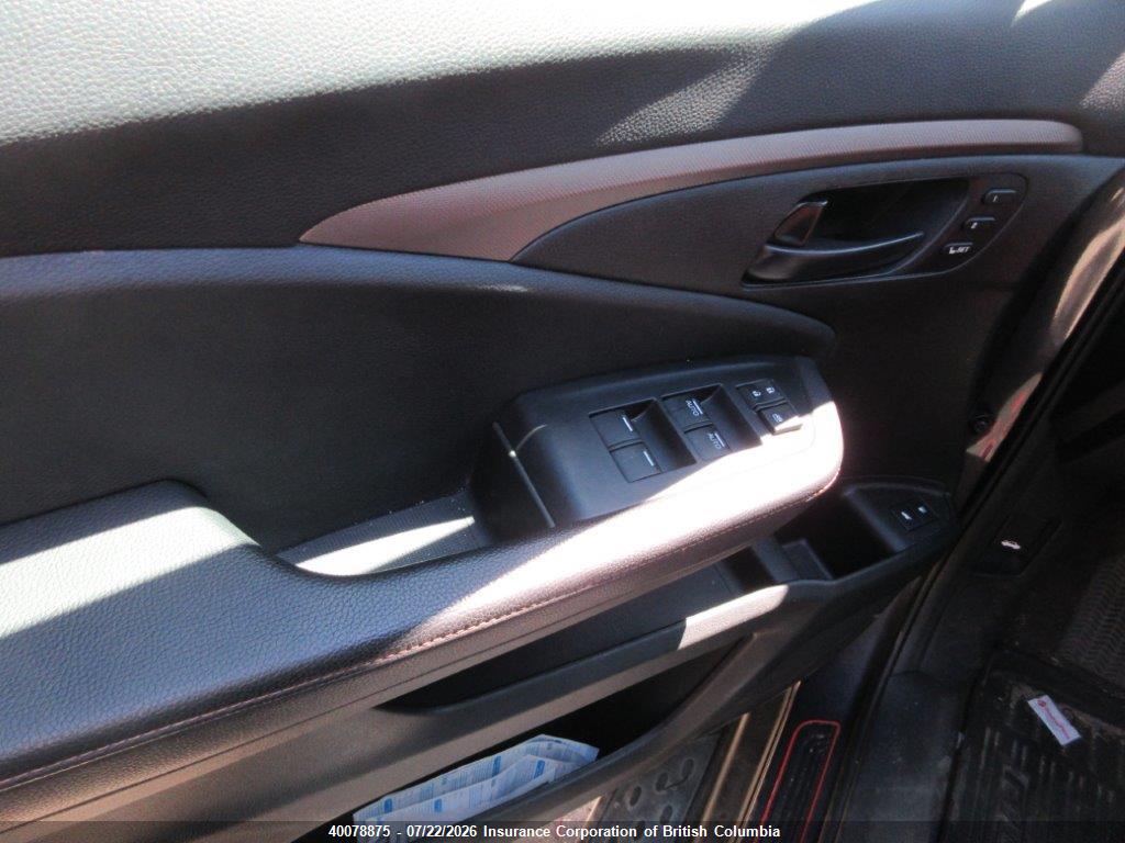 2022 HONDA PILOT thumbnail 10