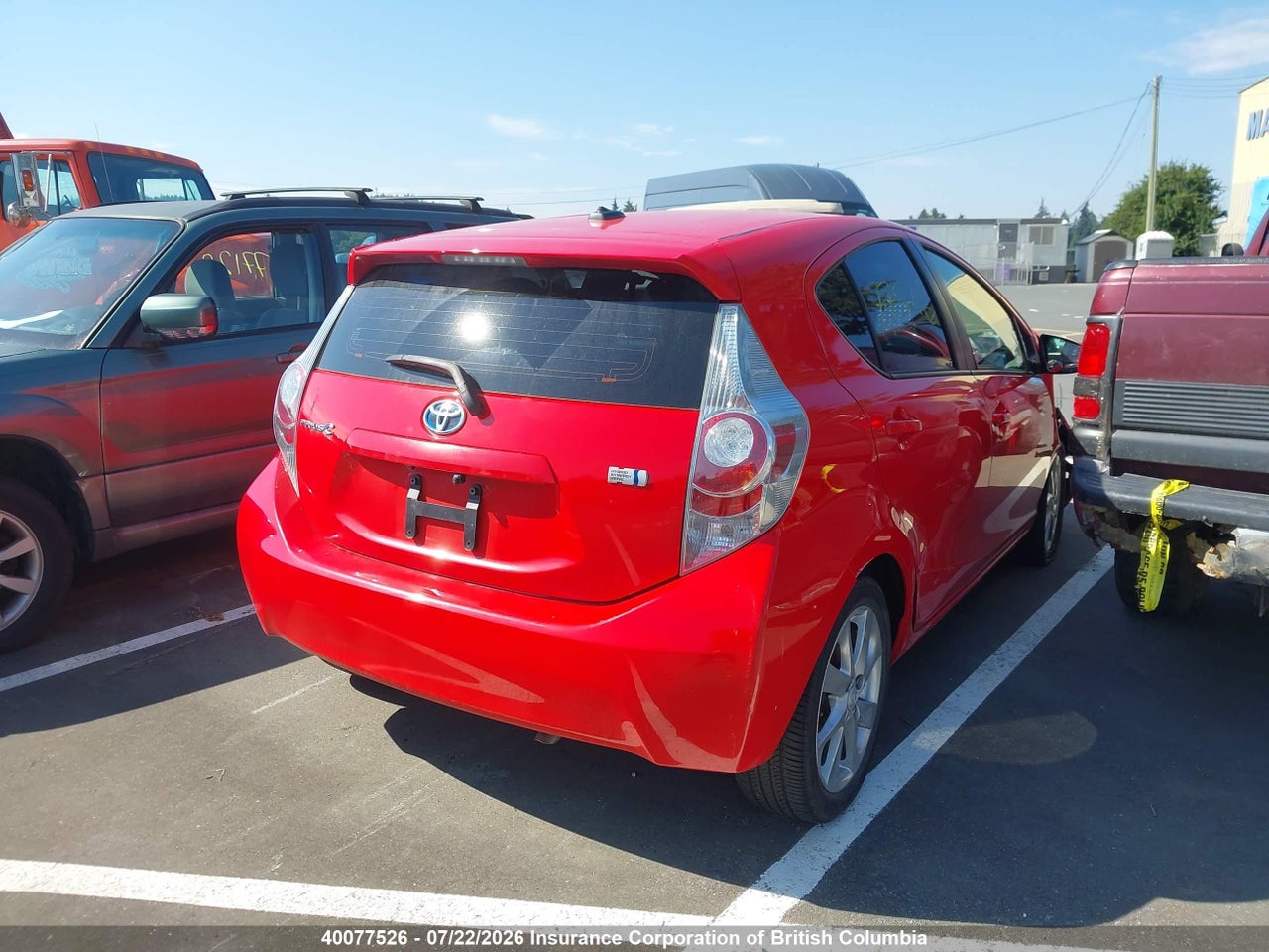 2014 TOYOTA Prius c thumbnail 5
