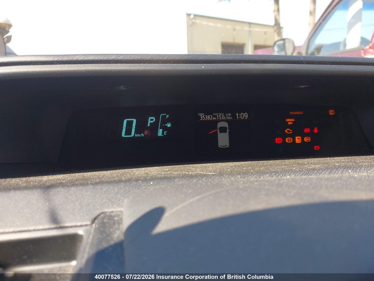 2014 TOYOTA Prius c thumbnail 8