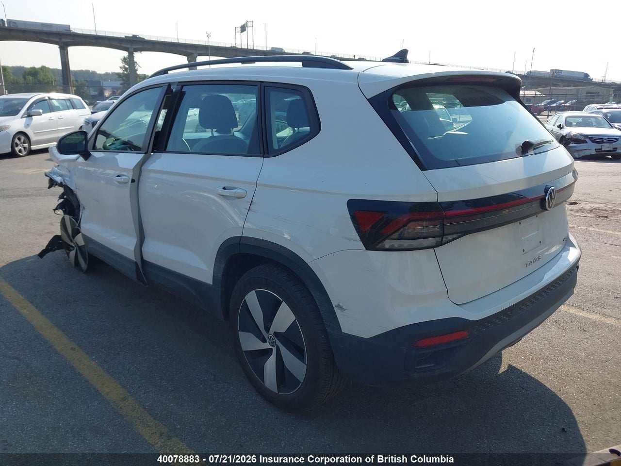 2025 VOLKSWAGEN TAOS thumbnail 4
