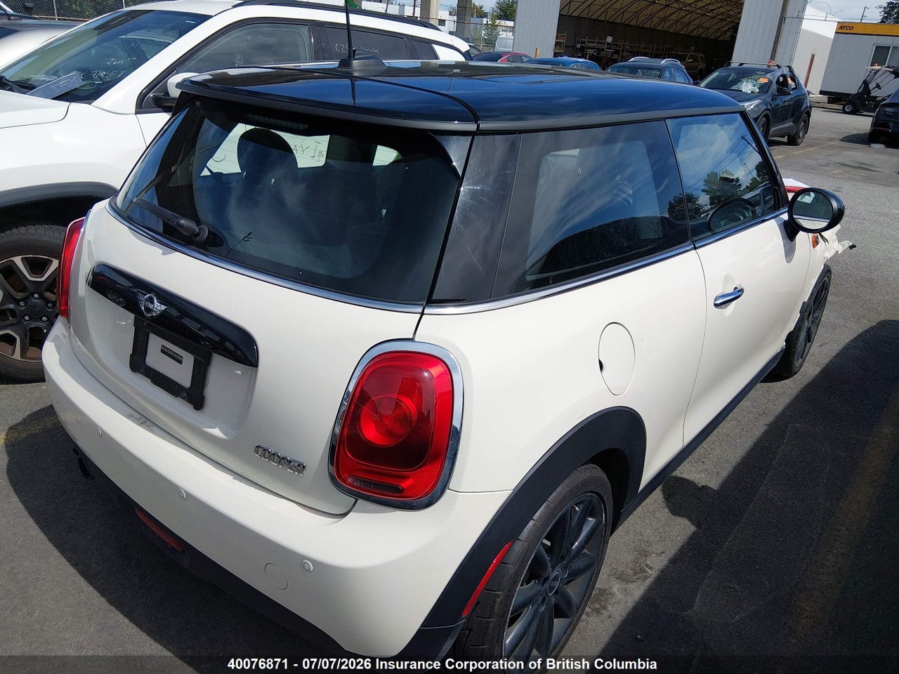 2016 MINI COOPER thumbnail 5