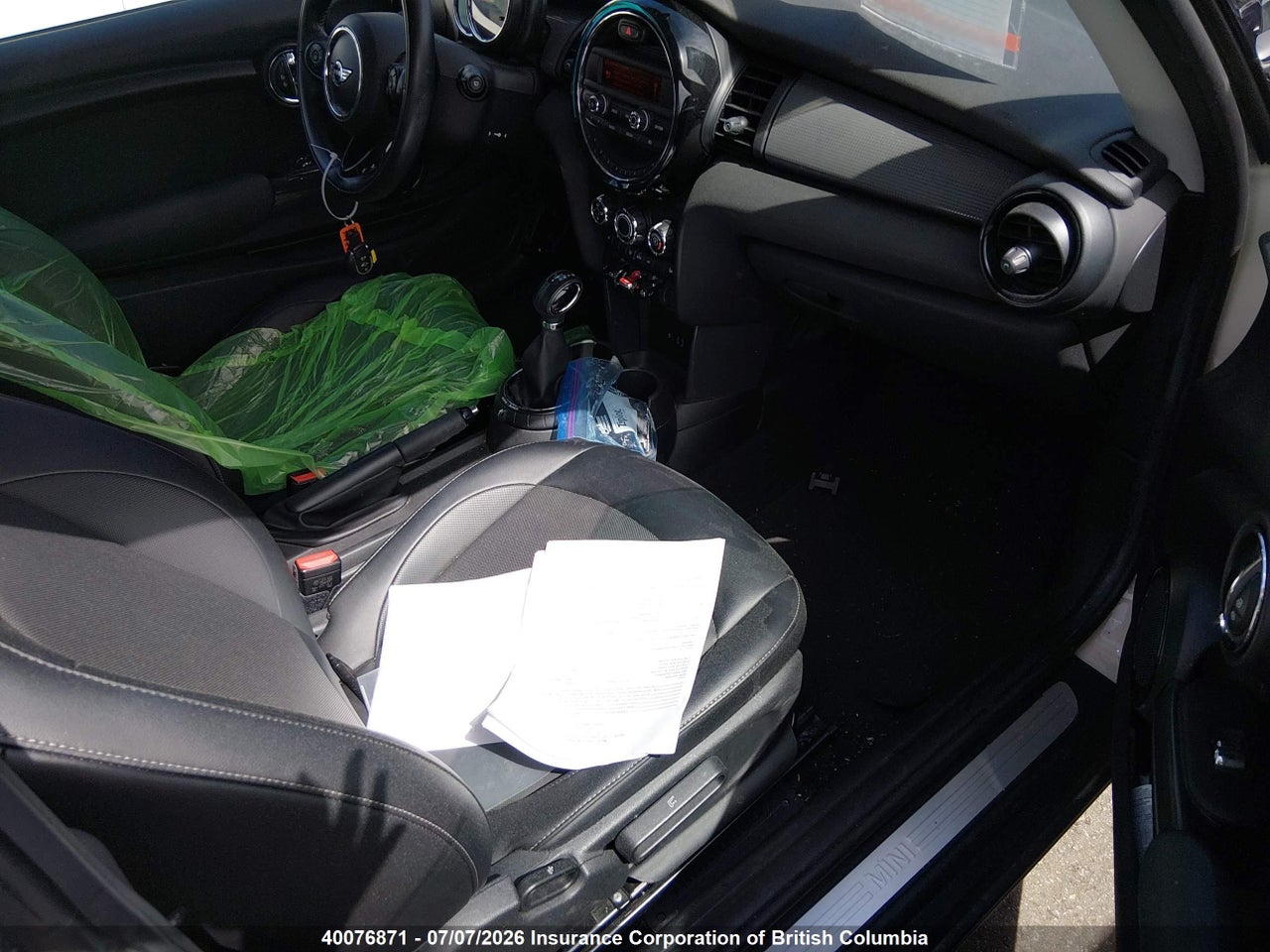 2016 MINI COOPER thumbnail 6