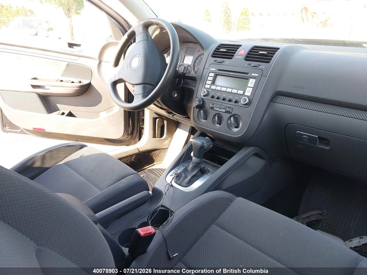 2008 VOLKSWAGEN RABBIT thumbnail 6