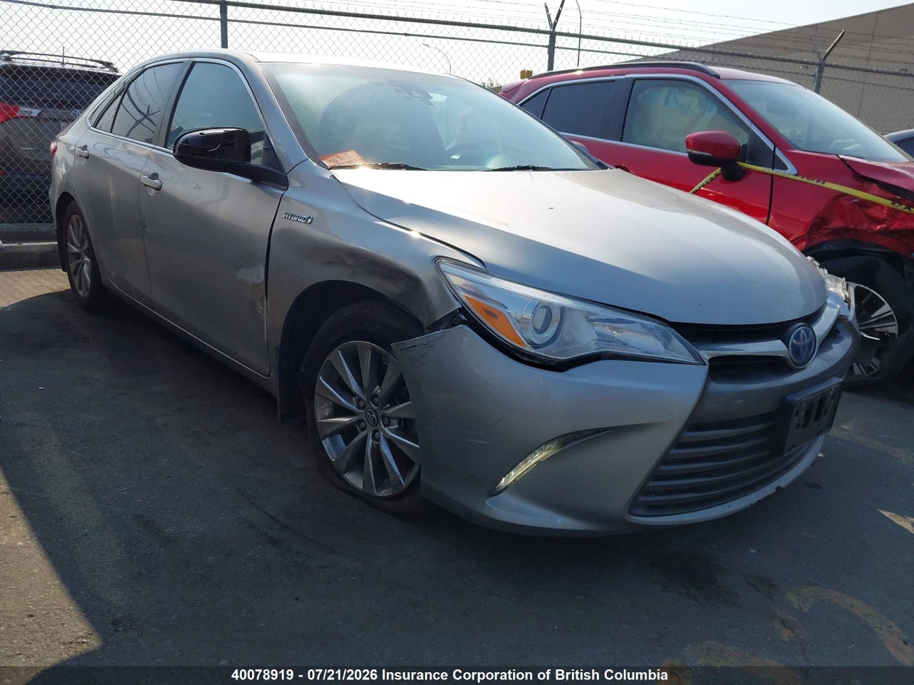 2016 TOYOTA CAMRY thumbnail 2