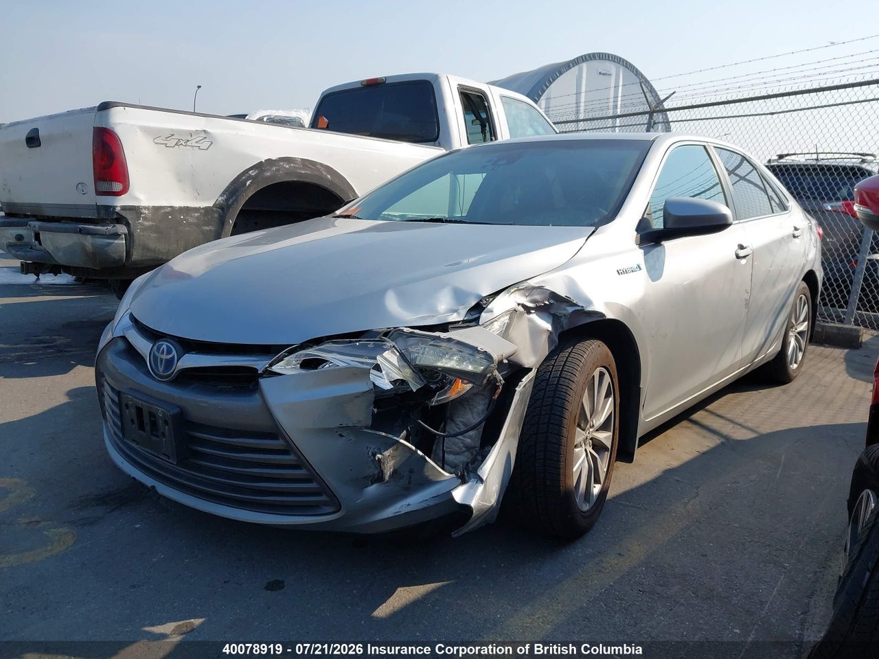 2016 TOYOTA CAMRY thumbnail 3