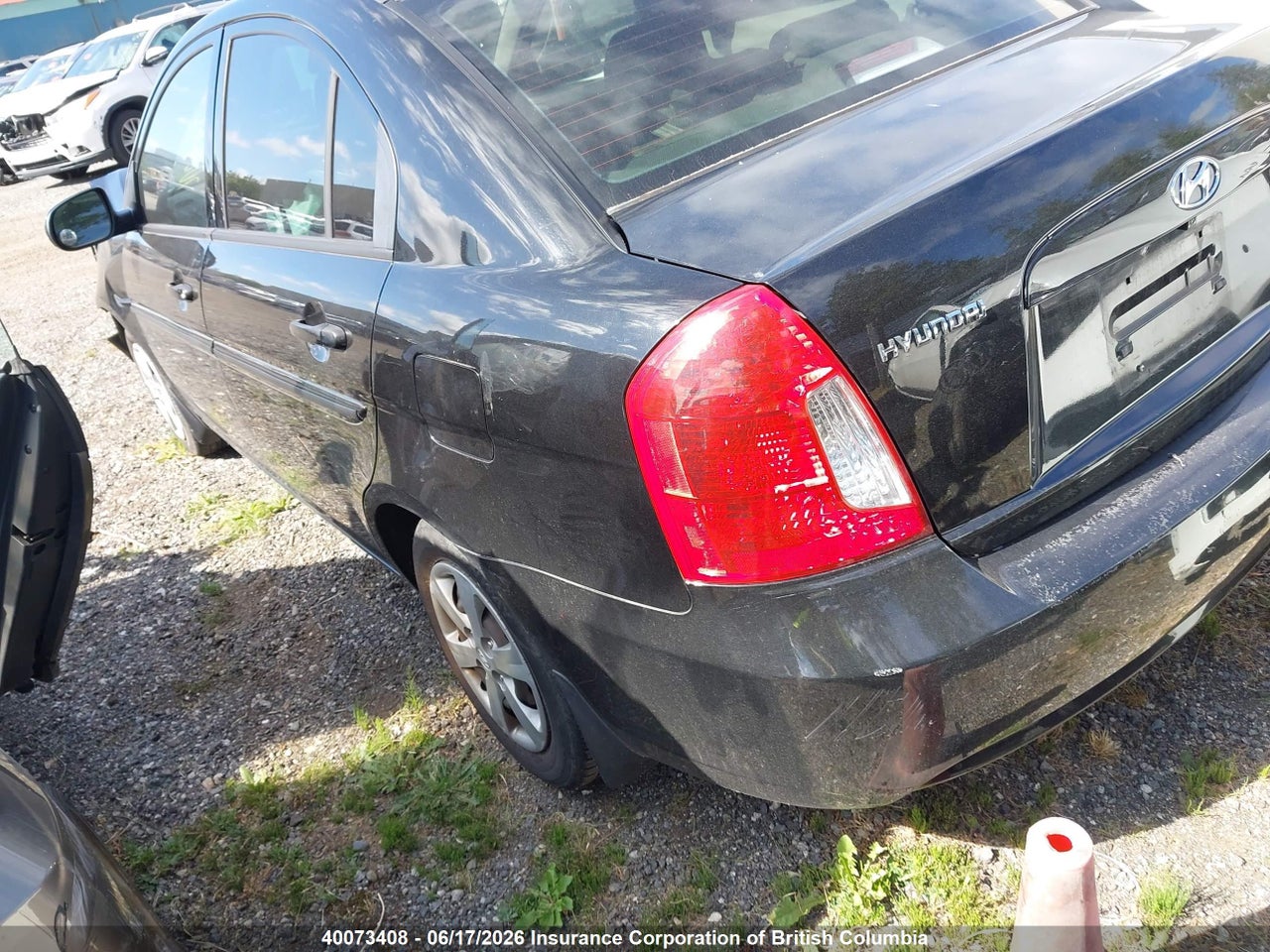 2010 HYUNDAI ACCENT GLS thumbnail 4