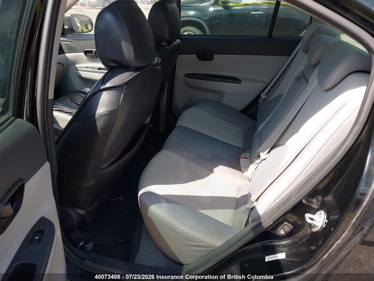 2010 HYUNDAI ACCENT GLS thumbnail 9