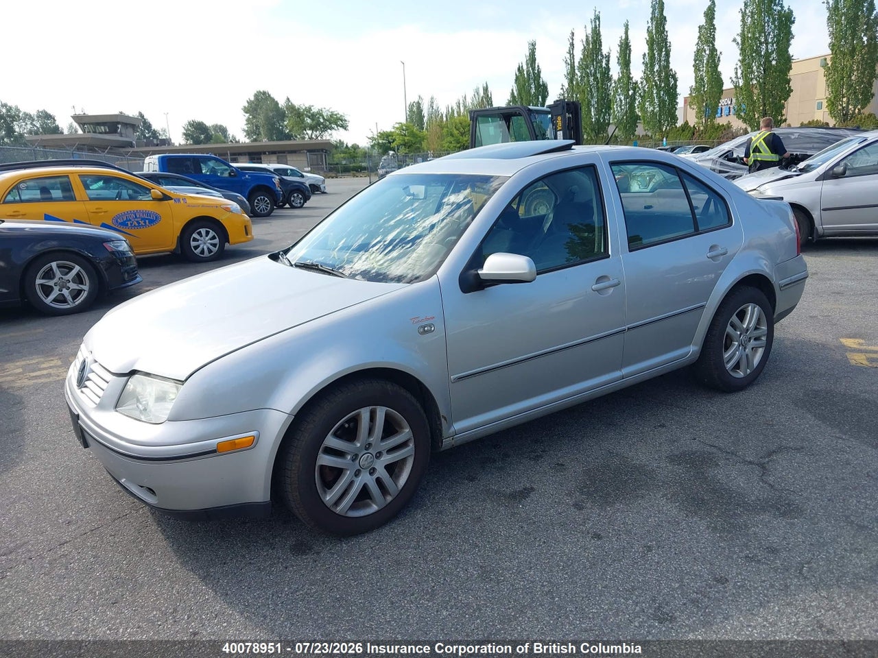 2001 VOLKSWAGEN JETTA thumbnail 3