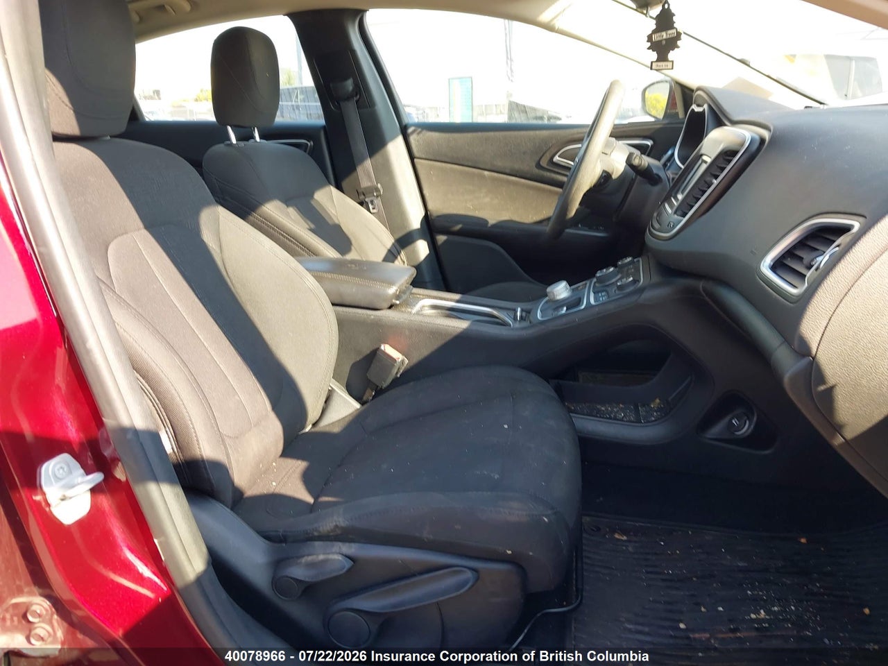 2016 CHRYSLER 200 thumbnail 6