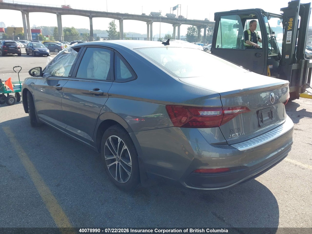 2024 VOLKSWAGEN JETTA thumbnail 4