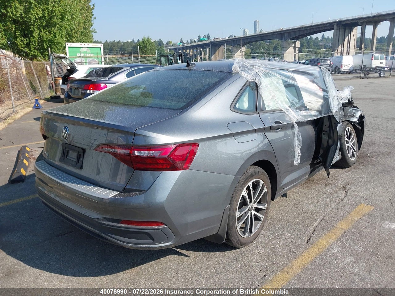 2024 VOLKSWAGEN JETTA thumbnail 5