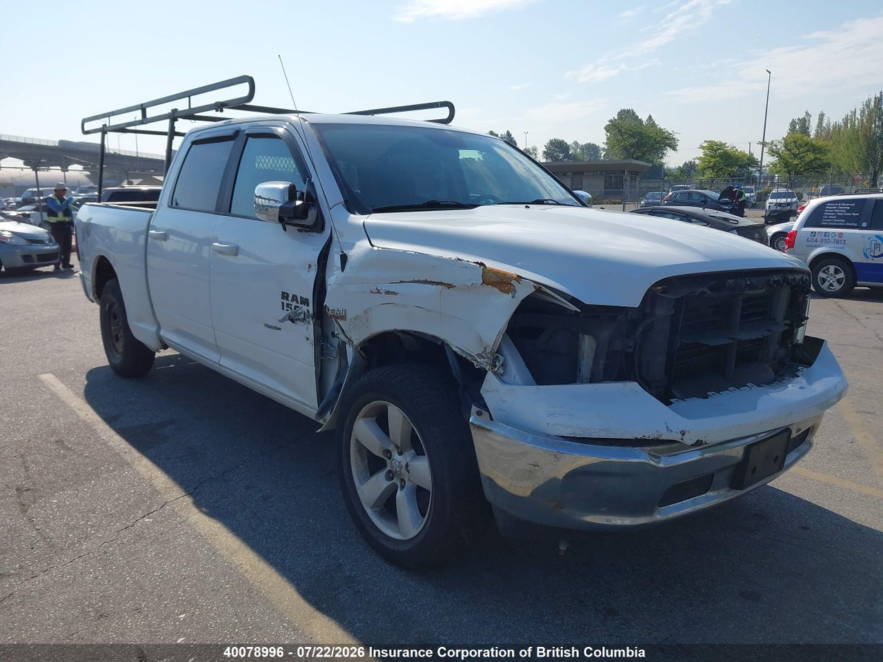 2019 RAM 1500 CLASSIC SLT thumbnail 2