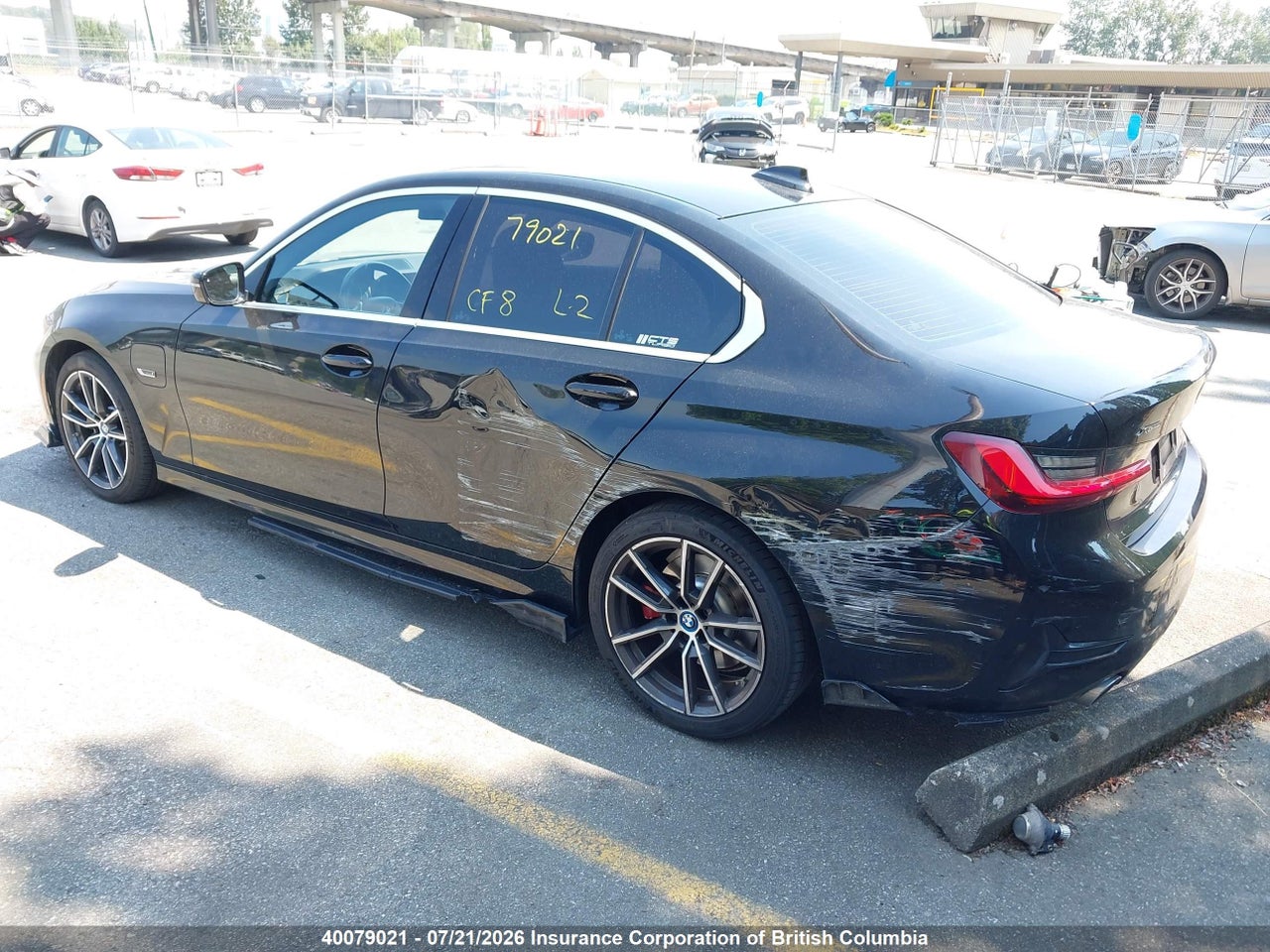 2022 BMW 330E thumbnail 4