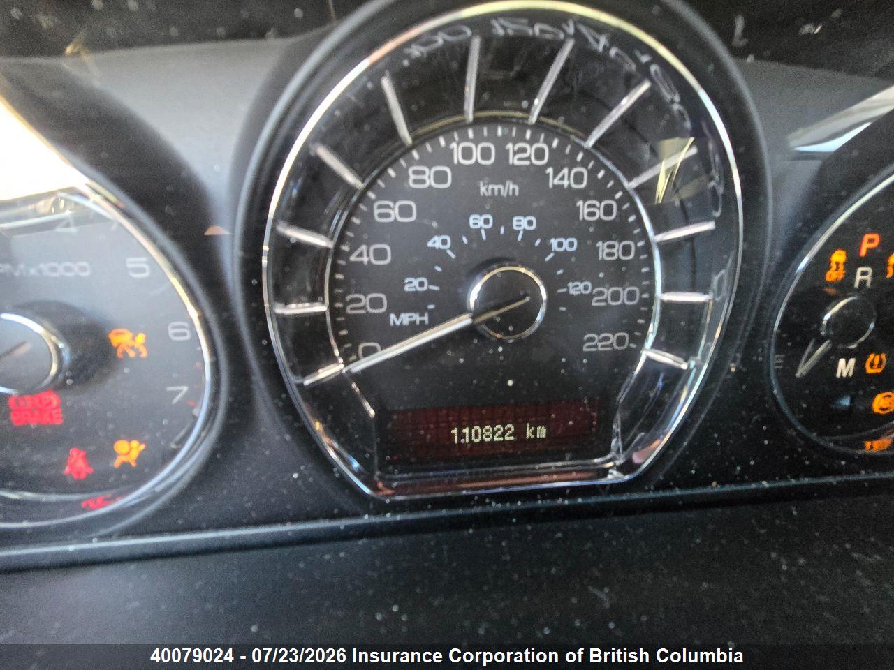 2010 LINCOLN MKS thumbnail 8
