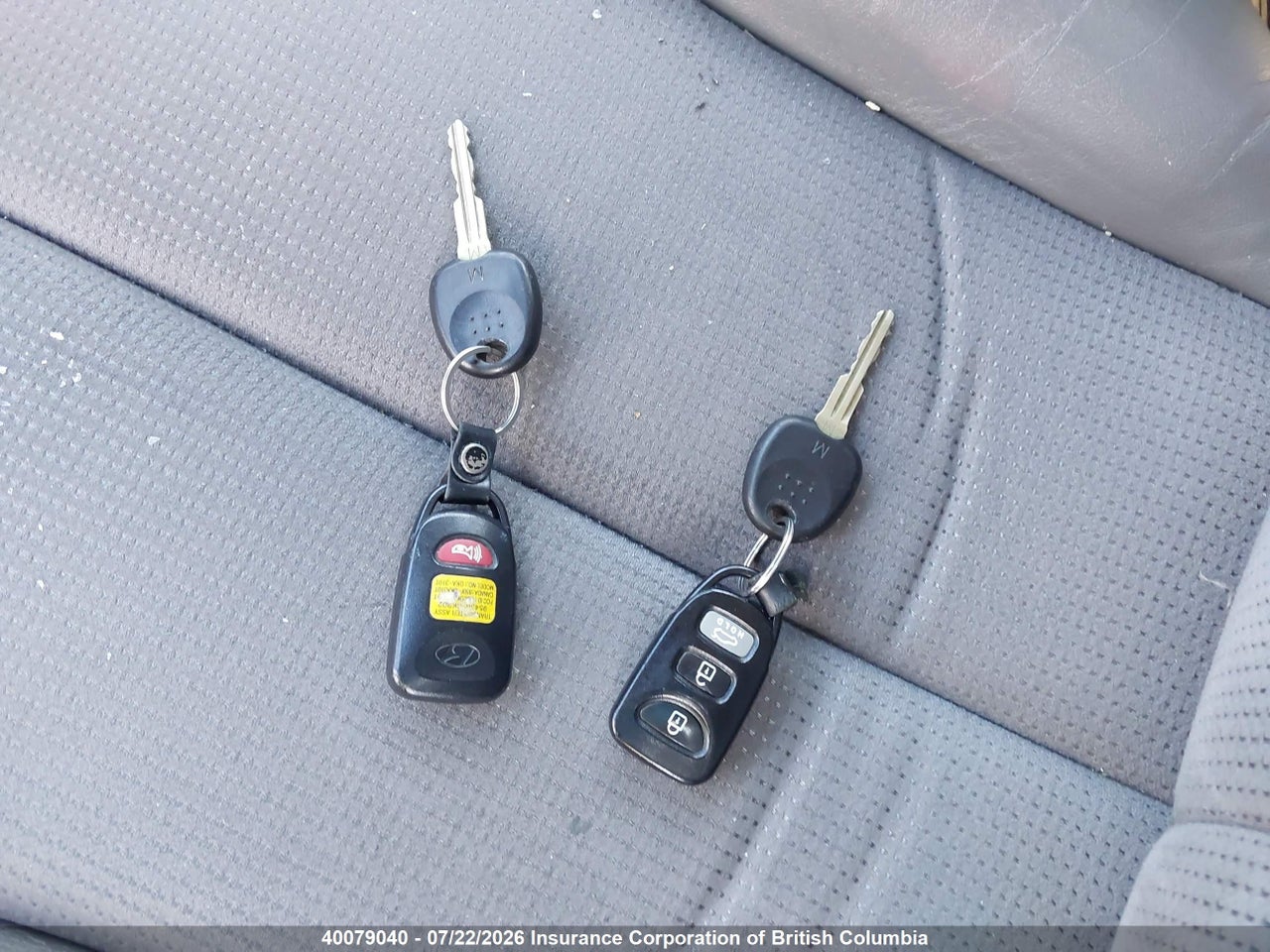 2010 HYUNDAI SONATA GL SPORT thumbnail 12