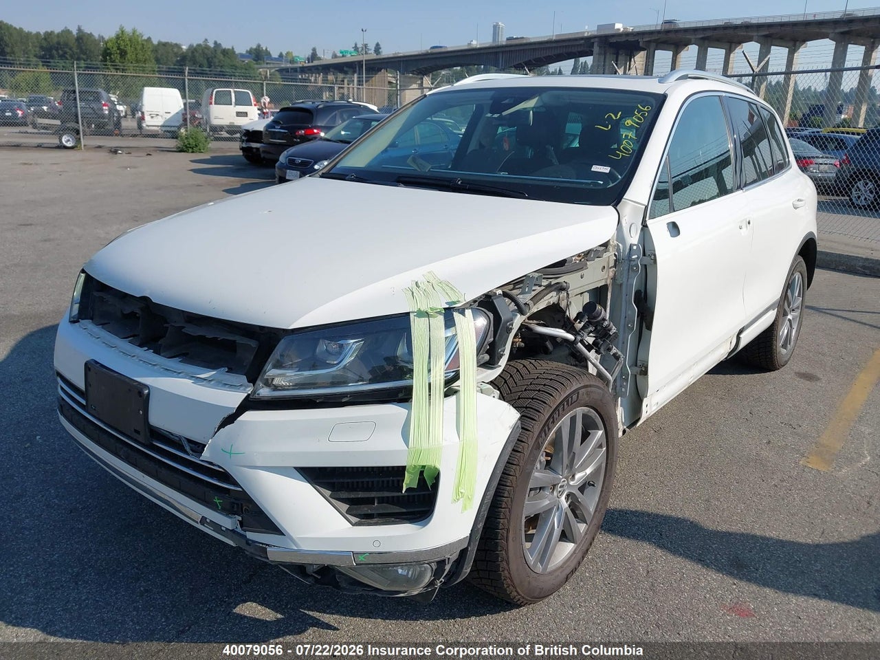 2015 VOLKSWAGEN TOUAREG V6 TDI thumbnail 3