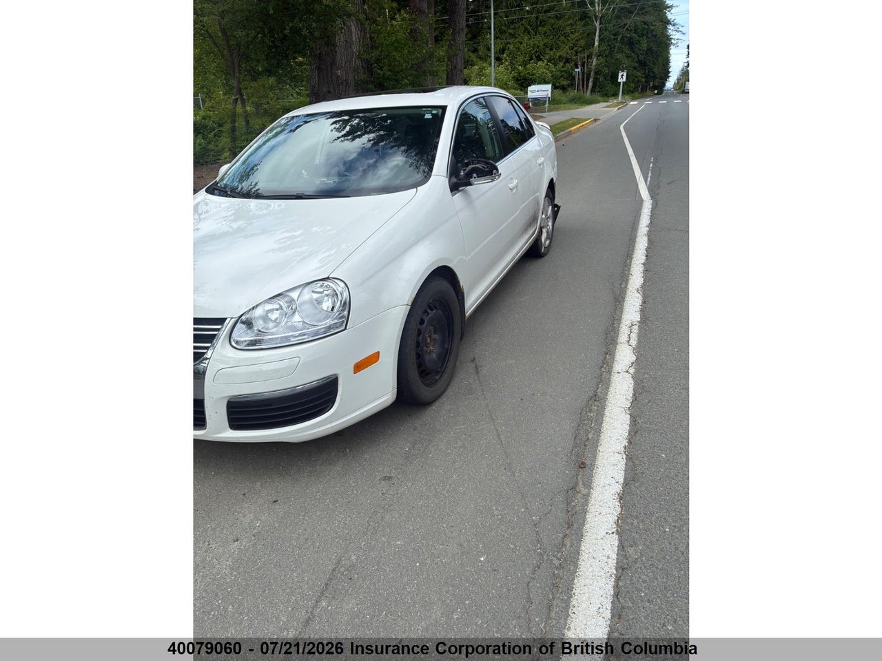 2009 VOLKSWAGEN JETTA thumbnail 3