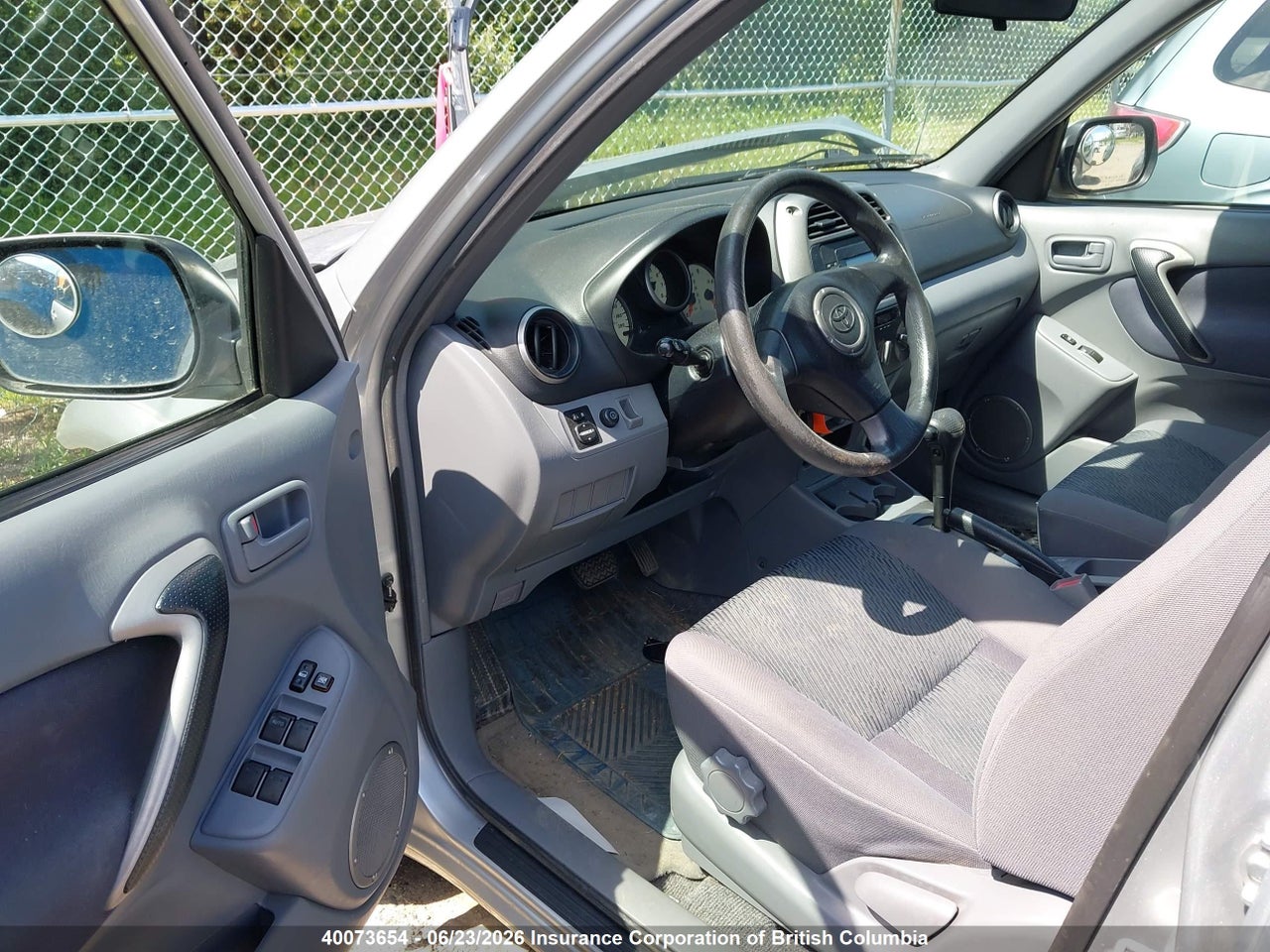 2002 TOYOTA RAV4 thumbnail 8